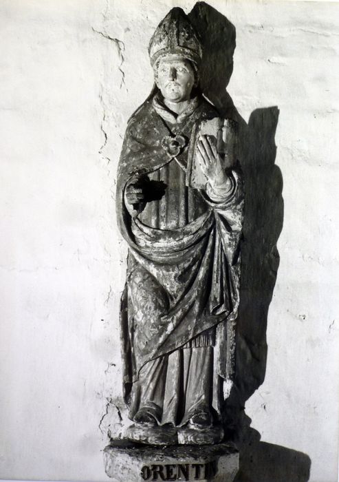 statue : Saint Corentin - © Ministère de la Culture (France), Conservation des antiquités et des objets d’art du Finistère – Tous droits réservés