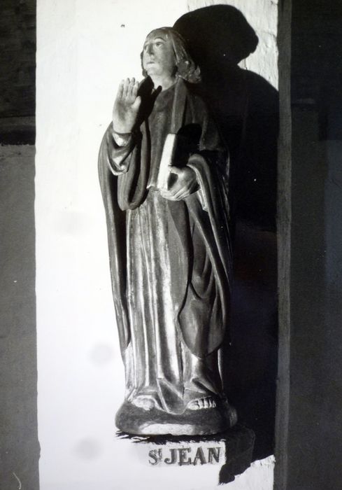 statue : Saint Jean - © Ministère de la Culture (France), Conservation des antiquités et des objets d’art du Finistère, tous droits réservés