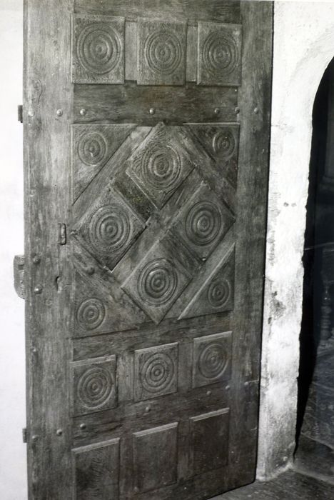 porte intérieure de la sacristie - © Ministère de la Culture (France), Conservation des antiquités et des objets d’art du Finistère – Tous droits réservés