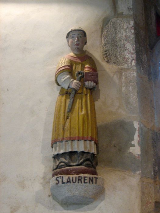 statue : Saint Laurent - © Ministère de la Culture (France), Conservation des antiquités et des objets d’art du Finistère, tous droits réservés