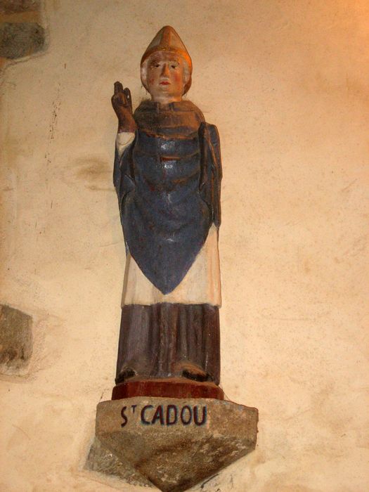 statue : Saint Suliau - © Ministère de la Culture (France), Conservation des antiquités et des objets d’art du Finistère, tous droits réservés