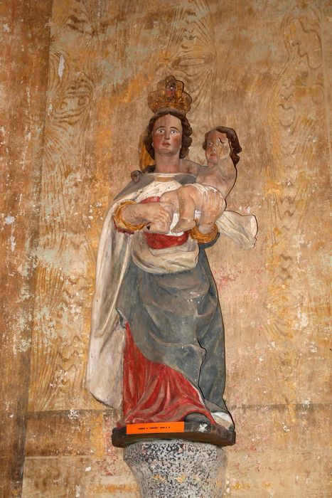 statue : Vierge à l'Enfant, détail - © Ministère de la Culture (France), Conservation des antiquités et des objets d’art du Finistère, tous droits réservés