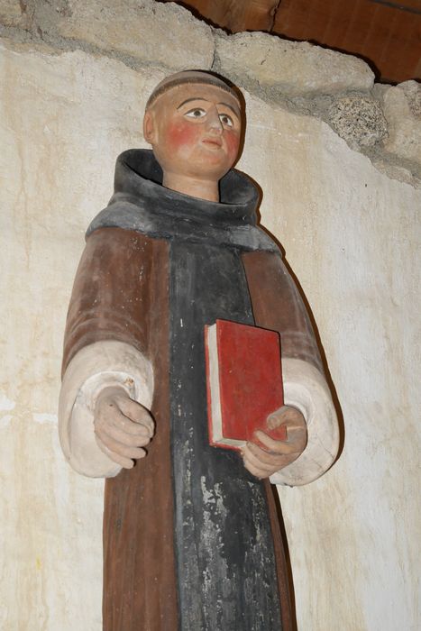 statue : Moine, détail - © Ministère de la Culture (France), Conservation des antiquités et des objets d’art du Finistère, tous droits réservés