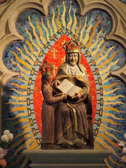 groupe sculpté : Sainte Anne et la Vierge