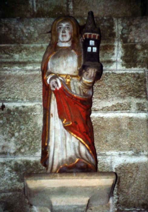 statue : Sainte Barbe - © Ministère de la Culture (France), Conservation des antiquités et des objets d’art du Finistère, tous droits réservés