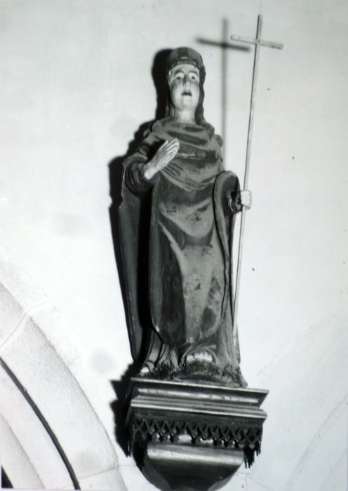 Statue : Sainte Hénène (?)