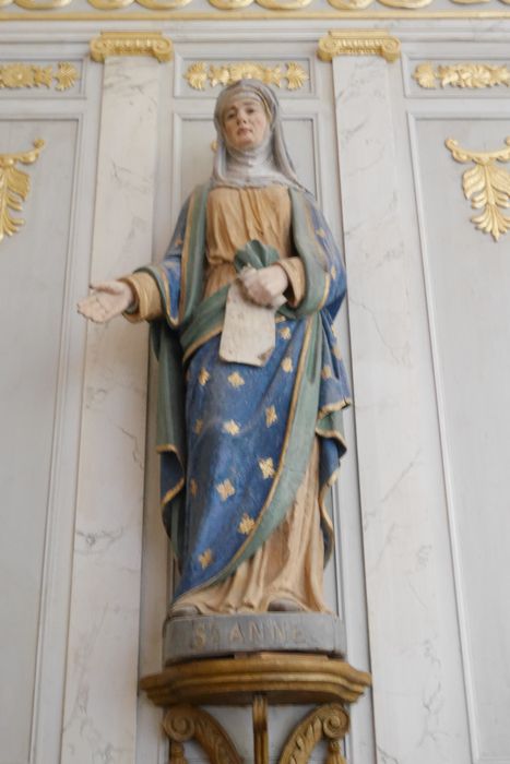 statue : Sainte Anne