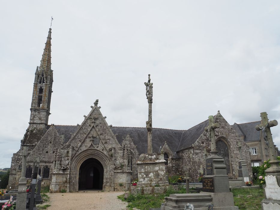 Eglise Saint-Nicaise et cimetière