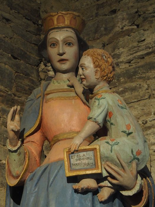 statue : Vierge à l'Enfant, vue partielle - © Ministère de la Culture (France), Conservation des antiquités et des objets d’art du Finistère – Tous droits réservés