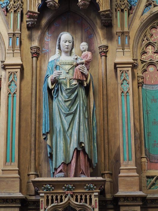 statue : Vierge à l'Enfant - © Ministère de la Culture (France), Conservation des antiquités et des objets d’art du Finistère – Tous droits réservés