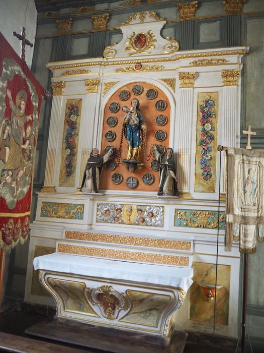 autel et retable du Rosaire, statues : la Vierge à l'Enfant, Sainte Catherine, Saint Dominique