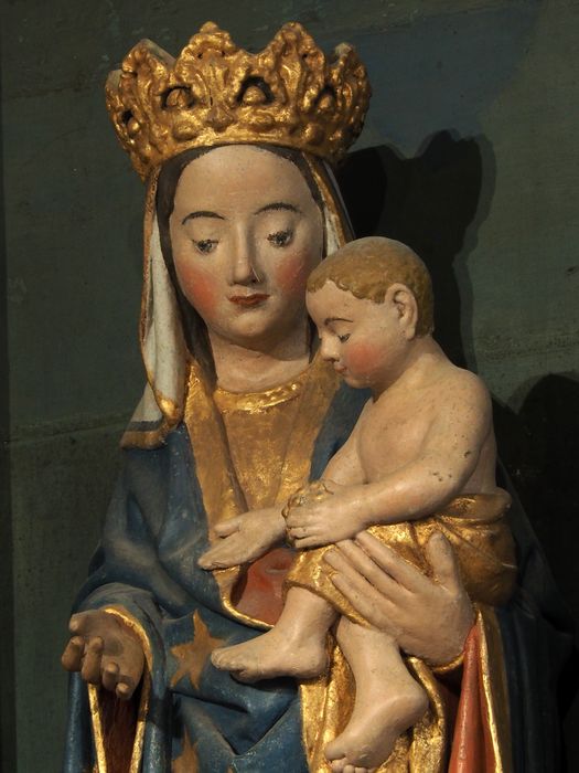 statue : Vierge à l'Enfant dite Notre-Dame de Rumengol, vue partielle - © Ministère de la Culture (France), Conservation des antiquités et des objets d’art du Finistère, tous droits réservés