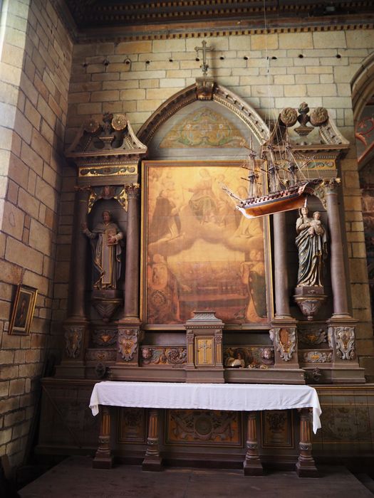 autel et retable du Rosaire, statues : Saint Dominique, Vierge à l'Enfant