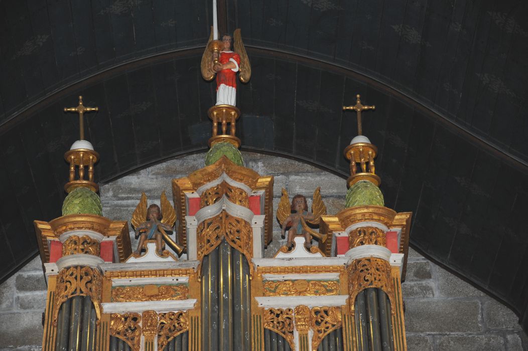 orgue de tribune, vue partielle