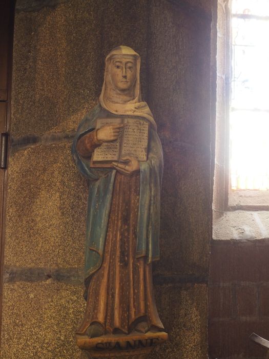 statue : Sainte Anne