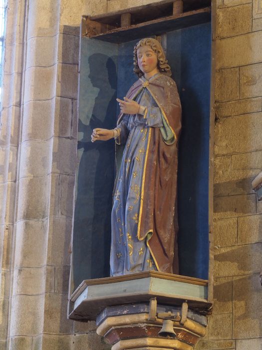 statue : Ange Gabriel (groupe de l'Annonciation) - © Ministère de la Culture (France), Conservation des antiquités et des objets d’art du Finistère, tous droits réservés