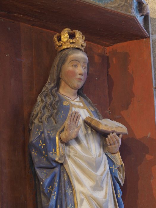 statue : Vierge (groupe de l'Annonciation), vue partielle - © Ministère de la Culture (France), Conservation des antiquités et des objets d’art du Finistère, tous droits réservés