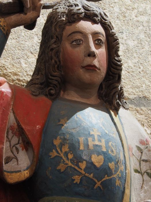 statue : Saint Michel, détail