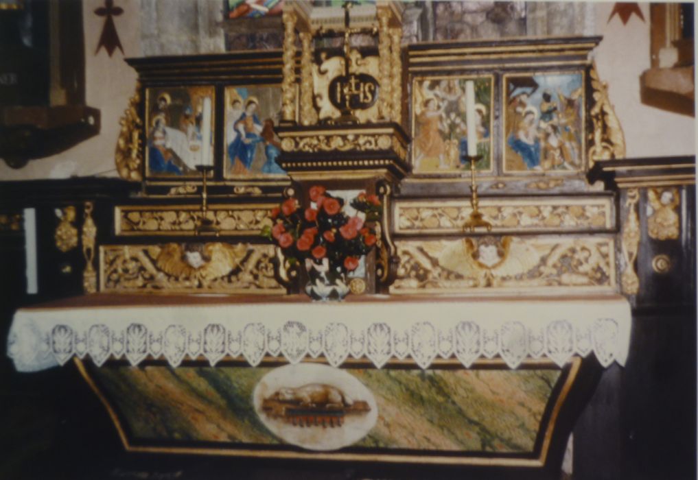 maître-autel ; gradins ; tabernacle - © Ministère de la Culture (France), Conservation des antiquités et des objets d’art du Finistère – Tous droits réservés