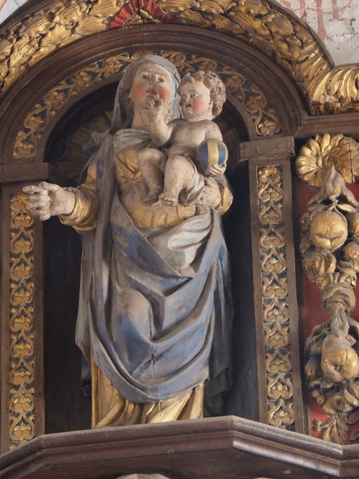 statue : Vierge à l'Enfant