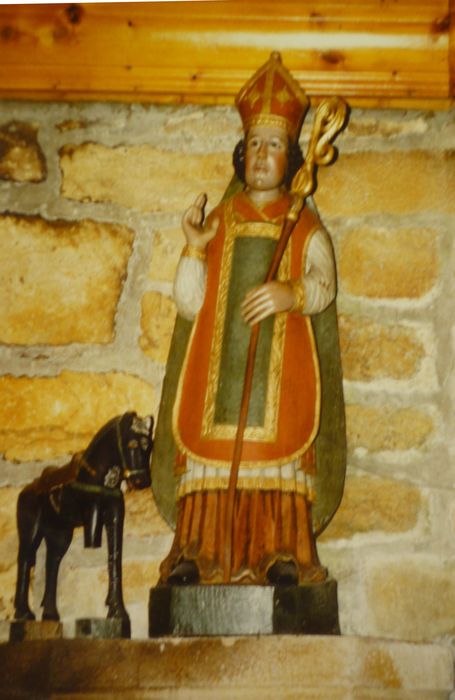 statue : Saint Eloi et son cheval - © Ministère de la Culture (France), Conservation des antiquités et des objets d’art du Finistère – Tous droits réservés