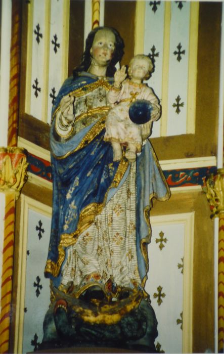 statue : Vierge à l'Enfant - © Ministère de la Culture (France), Conservation des antiquités et des objets d’art du Finistère – Tous droits réservés