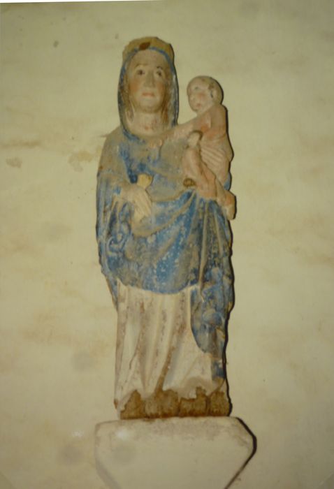 statue : Vierge à l'Enfant