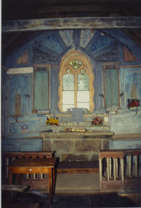 boiseries du chevet, gradin et tabernacle - © Ministère de la Culture (France), Conservation des antiquités et des objets d’art du Finistère, tous droits réservés