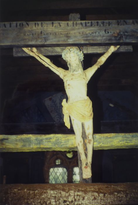 statue : Christ en croix - © Ministère de la Culture (France), Conservation des antiquités et des objets d’art du Finistère – Tous droits réservés