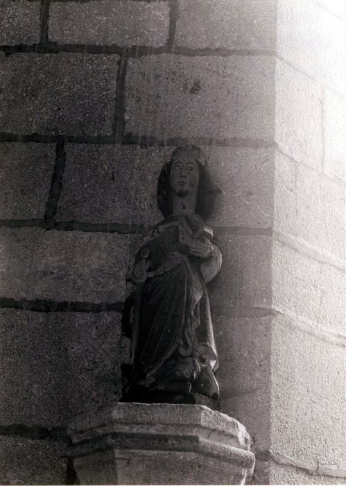 Statue : Sainte Catherine