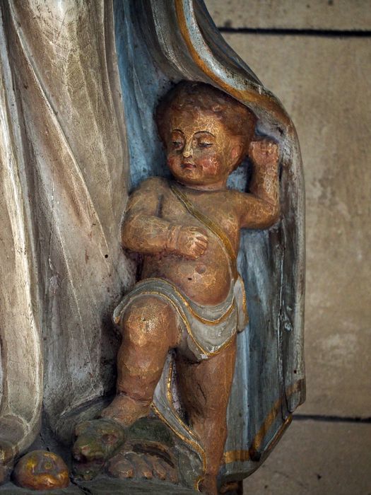 statue : Vierge à l'Enfant dite Notre Dame des Grâces, détail - © Ministère de la Culture (France), Conservation des antiquités et des objets d’art du Finistère – Tous droits réservés