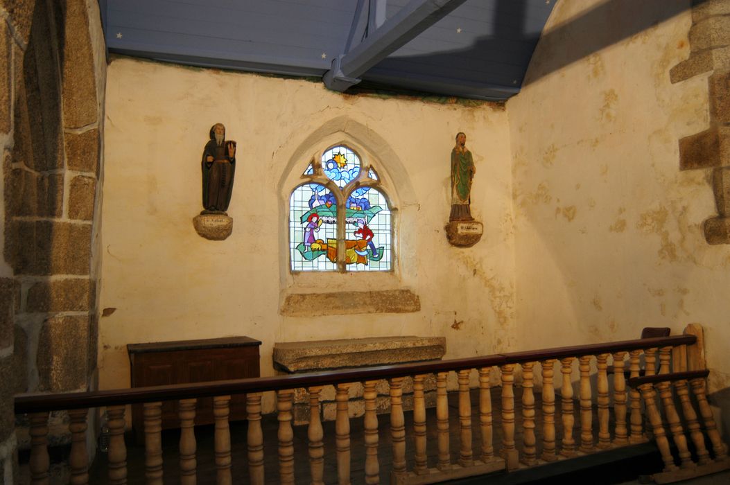 table de communion (choeur et bas-côté sud) - © Ministère de la Culture (France), Conservation des antiquités et des objets d’art du Finistère – Tous droits réservés