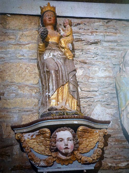 statue : Vierge à l'Enfant - © Ministère de la Culture (France), Conservation des antiquités et des objets d’art du Finistère, tous droits réservés