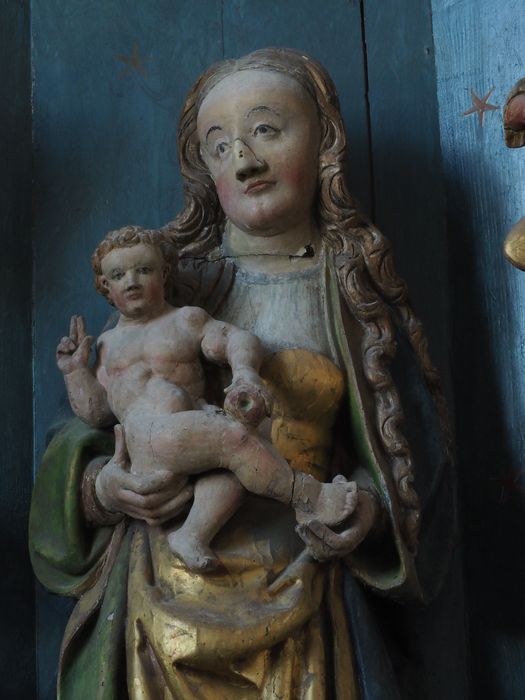 statues : Vierge à l'Enfant, vue partielle