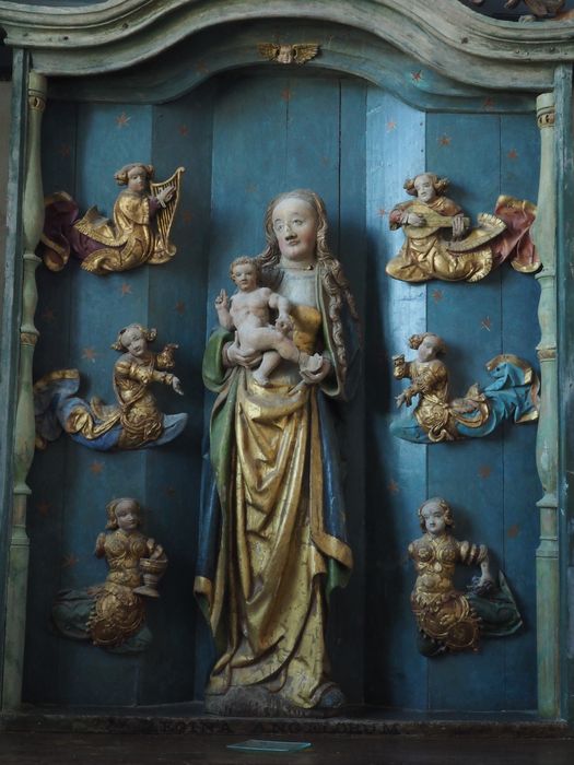 statues : Vierge à l'Enfant, Anges