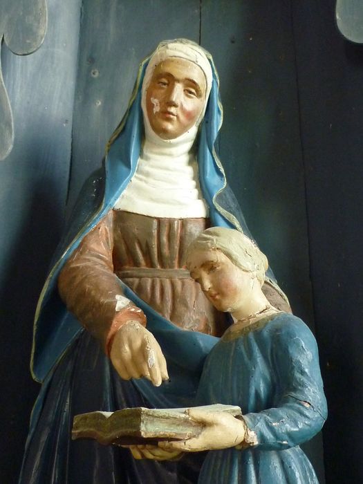 groupe sculpté : Sainte Anne et la Vierge, vue partielle