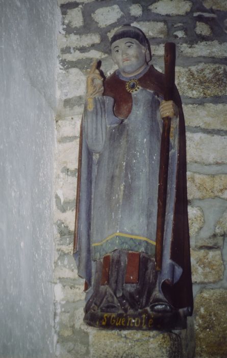 statue : Saint Guénolé