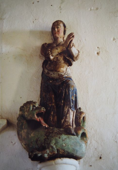 statue : Sainte Marguerite - © Ministère de la Culture (France), Conservation des antiquités et des objets d’art du Finistère – Tous droits réservés