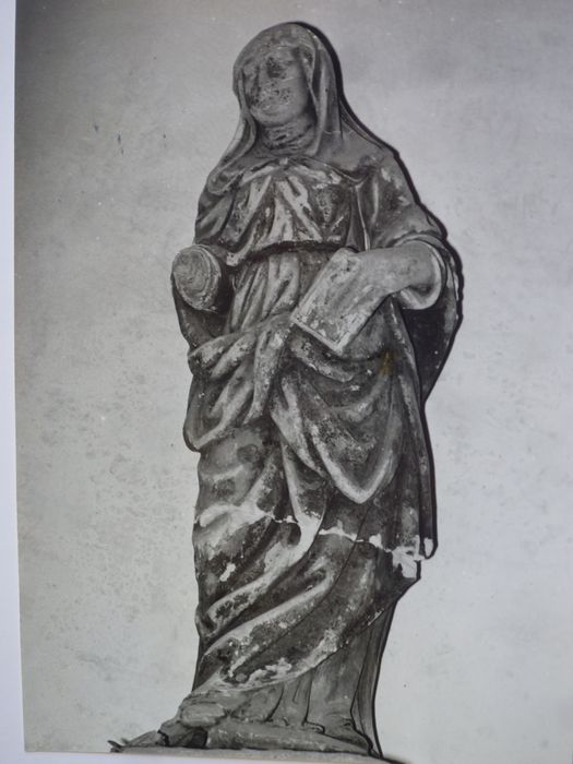 statue : Sainte Elisabeth - © Ministère de la Culture (France), Conservation des antiquités et des objets d’art du Finistère – Tous droits réservés