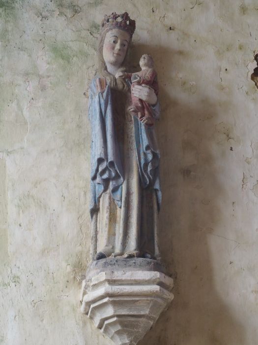 statue : Vierge à l'Enfant