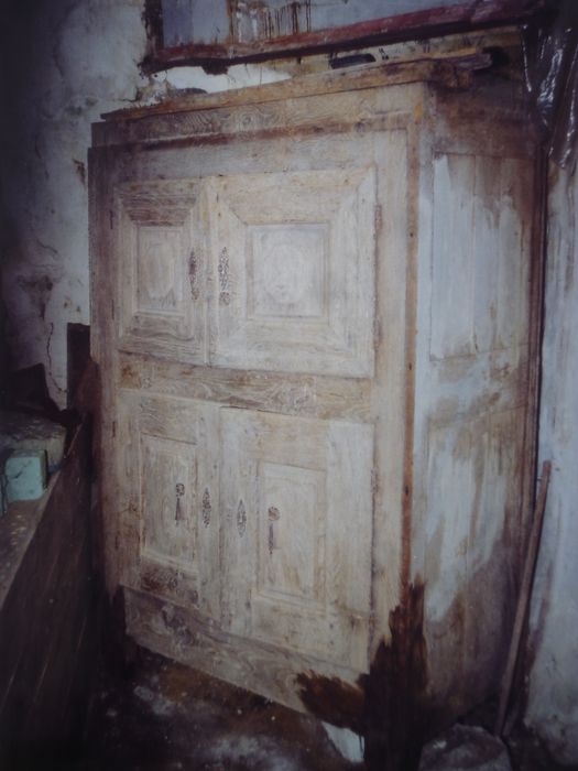 armoire de sacristie