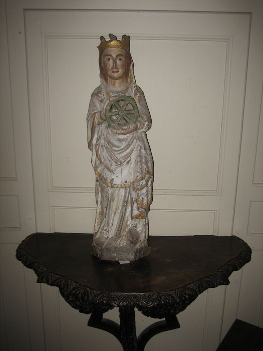 statue : Sainte Catherine