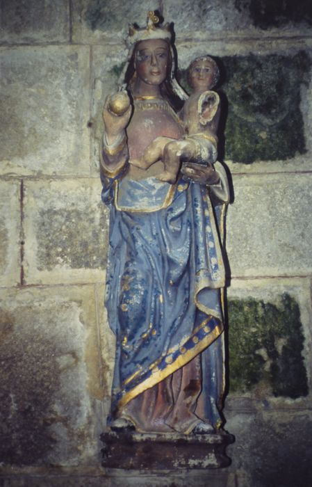 statue : Vierge à l'Enfant