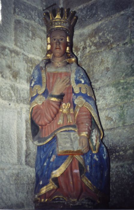 statue : Sainte Hélène (?) - © Ministère de la Culture (France), Conservation des antiquités et des objets d’art du Finistère, tous droits réservés