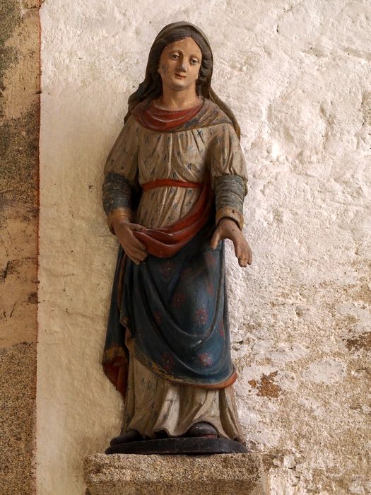 statue : Sainte femme - © Ministère de la Culture (France), Conservation des antiquités et des objets d’art du Finistère, tous droits réservés