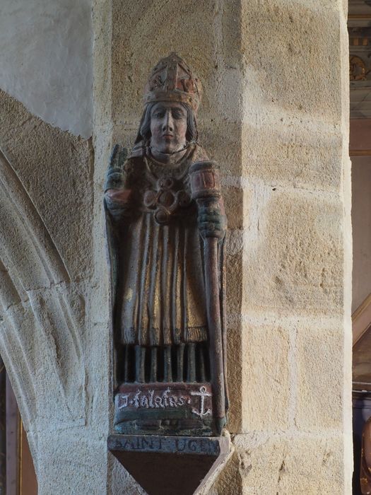 statue : Saint évêque - © Ministère de la Culture (France), Conservation des antiquités et des objets d’art du Finistère, tous droits réservés