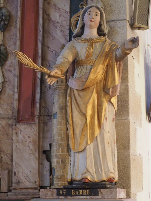 statue : Sainte Barbe