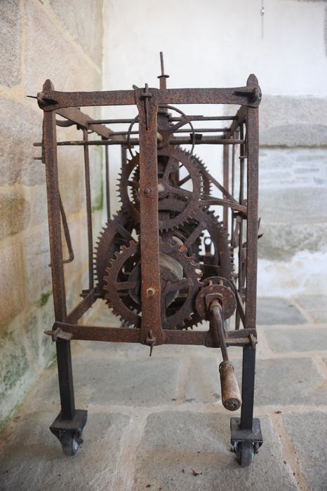 horloge cage à rouages adossés - © Ministère de la Culture (France), Conservation des antiquités et des objets d’art du Finistère, tous droits réservés