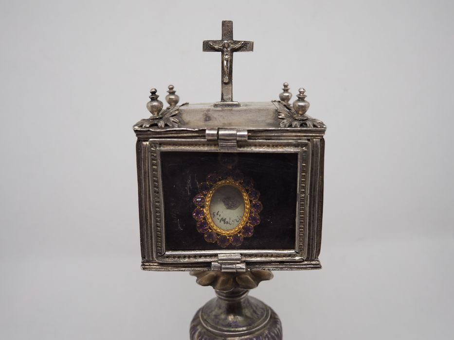reliquaire, vue partielle - © Ministère de la Culture (France), Conservation des antiquités et des objets d’art du Finistère, tous droits réservés