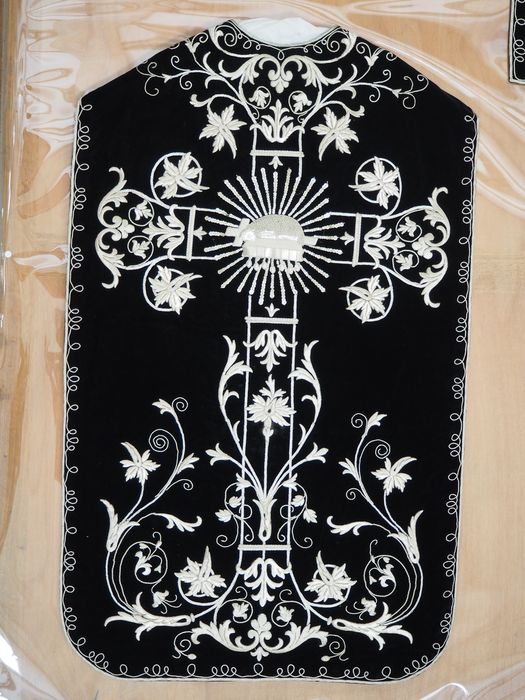 chasuble - © Ministère de la Culture (France), Conservation des antiquités et des objets d’art du Finistère, tous droits réservés